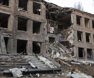epa09807627 Completely destroyed lyceum building after a Russian rocket attacked the small city of Vasylkiv not far from Kyiv (Kiev), Ukraine, 07 March 2022. Russian troops entered Ukraine on 24 February prompting the country's president to declare martial law.  EPA/MIKHAIL PALINCHAK