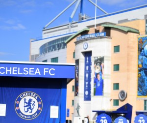 epa09814467 General view of the Chelsea Football Club's ground at Stamford Bridge in west London, Britain, 10 March 2022. Chelsea FC owner Roman Abramovich has been sanctioned by the UK government as part of its response to Russia's invasion of Ukraine.  EPA/NEIL HALL