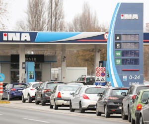 07.03.2022., Zagreb - Pojacan promet na benzinskim postajama nakon najave o mogucem povecanju cijena goriva.  Photo: Luka Stanzl/PIXSELL
