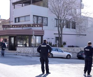 23.03.2022., Split - Policijski ocevid na mjestu pucnjave koja se dogodila nocas u Splitu. Photo: Ivo Cagalj/PIXSELL