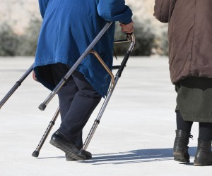 24.03.2022., Sibenik - Pomagalo za hodanje za osobe starije zivotne dobi. Pixsell/Hrvoje Jelavic
