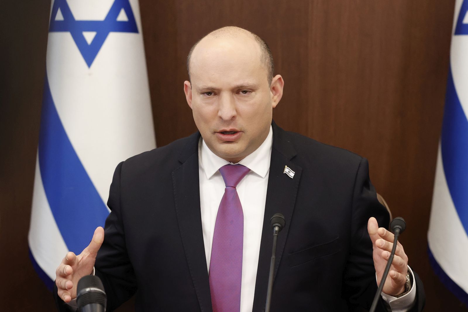 epa09824169 Israeli Prime Minister Naftali Bennett attends a cabinet meeting at Prime Minister's office in Jerusalem, 14 March 2022.  EPA/JACK GUEZ / POOL