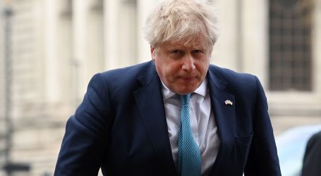 Britanski premijer Johnson ispričao se parlamentu zbog kršenja lockdowna