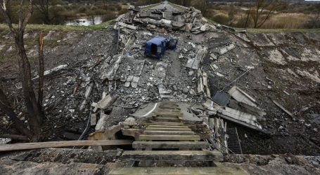 Zelenski objavio fotografije razaranja u Ukrajini: “Rusi su nas vratili 80 godina unazad”