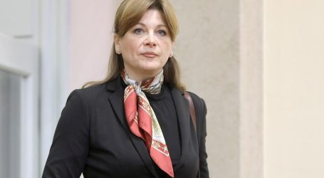 Karolina Vidović Krišto premijeru: “Vi imate moć određivati programski sadržaj HRT-a. Ne može biti legitimna jer je protuzakonita”