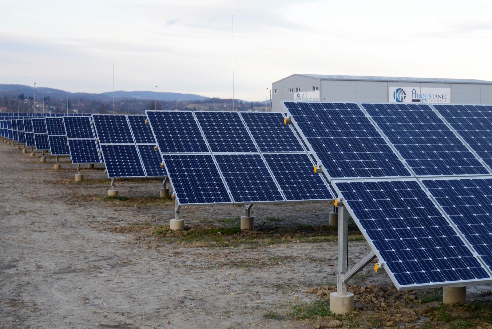 15.12.2014., Lepoglava - Suncana elektrana ukupne snage 993 kw. Investitor je tvrtka Solida a ukuna investicija iznosi 1.5 miljuna eura."nPhoto: Marko Jurinec/PIXSELL