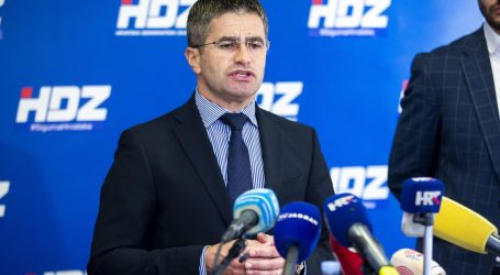 Izvor iz splitskog HDZ-a: “Potpuno je nevjerojatno da stranka na čelu drži Vicu Mihanovića”