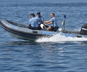 28.08.2020., Sibenik - Brod pomorske policije u kanalu sv. Ante u Sibeniku.rPhoto: Hrvoje Jelavic/PIXSELL