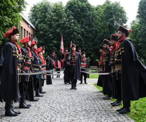 30.5.2021., Zagreb - Kravat pukovnija vratila se na zagrebacke ulicerPhoto: Zoe Sarlija/PIXSELL