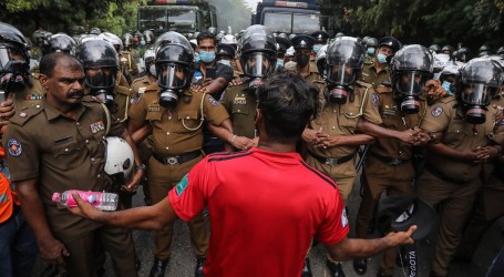 Proglašeno izvanredno stanje u Šri Lanki usred sve većih prosvjeda