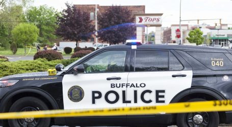 Naoružan jurišnom puškom, 18-godišnjak ubio 10 ljudi u Buffalu. Sve je prenosio uživo