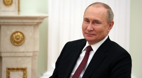 Bivši obavještajac MI6-a potvrdio: “Putin je bolestan, oko njega su konstantno liječnici”