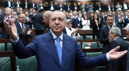 Erdogan će u subotu razgovarati sa Stoltenbergom, Turska ostaje pri blokadi