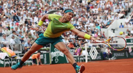 Roland Garros: Nakon pet setova Nadal izborio 59. meč protiv Đokovića