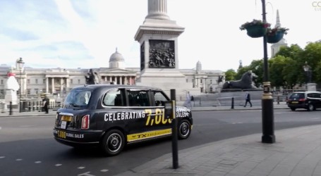 Električni taxiji nude besplatnu vožnju tijekom proslave jubileja kraljice Elizabete II. u Londonu
