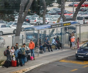 08.05.2022., Kastela - Zracna luka Split Kastela.  Danas je kroz zracnu luku proslo 11 000 putnika te 85 uzlijetanja i slijetanja zrakoplova.  Photo: Zvonimir Barisin/PIXSELL