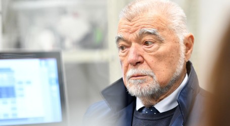 Mesić izgubio spor na ESLJP-u: Odvjetnika Jurašinovića “poslao u Vrapče” pa dobio 70.000 kn kazne