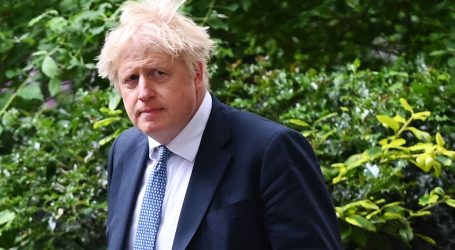 FELJTON: Boris Johnson dobio je kao novinar otkaz zbog lažnih citata
