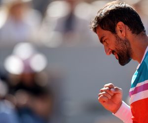 epa09989907 Marin Cilic of Croatia reacts as he plays Andrey Rublev of Russia in their men’s quarterfinal match during the French Open tennis tournament at Roland ​Garros in Paris, France, 01 June 2022.  EPA/MARTIN DIVISEK