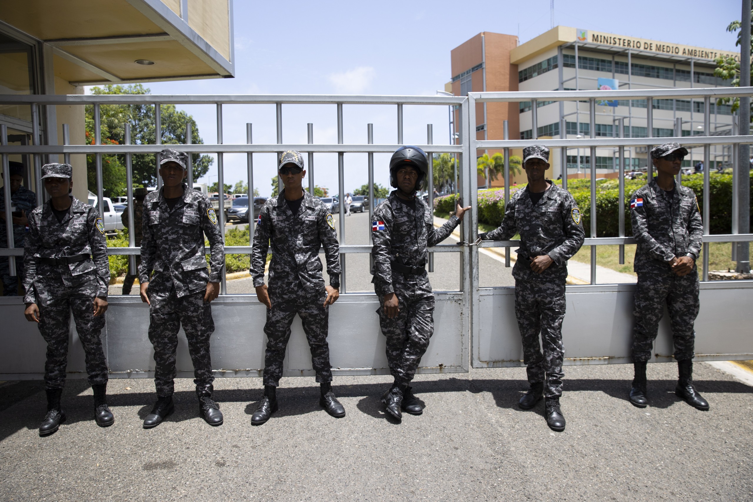epa09999426 Members of the Security Forces stand guard in front of the Ministry of the Environment of the Dominican Republic, in Santo Domingo, Dominican Republic, 06 June 2022. The Minister of the Environment of the Dominican Republic, Orlando Jorge Mera, was shot and killed in his office, according to political sources. The Ministry of the Environment has not offered official information about what happened, and in an official note, said 'We are troubled by the situation'.  EPA/Orlando Barria