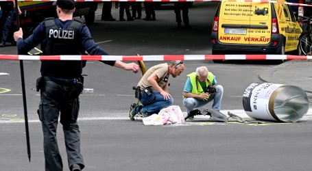 Novi podaci: Vozilom u Berlinu usmrtio nastavnicu, ozlijedio 14 učenika