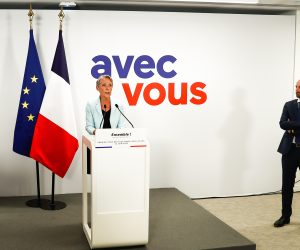 epa10010033 French Prime Minister Elisabeth Borne talks to the press after the results of the first round of the French legislatives elections, at headquarters of French President's centrist Ensemble, in Paris, France, 12 June 2022. The legislative elections in France will be held on 12 and 19 June 2022 to elect the 577 members for the National Assembly of the French Republic.  EPA/MOHAMMED BADRA