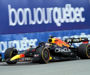 epa10019174 Dutch Formula One driver Max Verstappen of Red Bull Racing steers his car during the first practice session to the Canada Formula One Grand Prix at the Gilles Villeneuve circuit in Montreal, Canada, 17 June 2022. The Formula One Grand Prix of Montreal will take place on 19 June 2022.  EPA/ANDRE PICHETTE