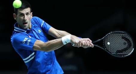 Wimbledon: Đoković izgubio set na putu do 80. pobjede