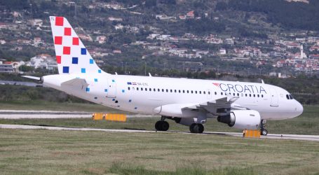 Drama na nebu: Avion koji je iz Zagreba letio u Sarajevo oštećen zrnom iz vatrenog oružja