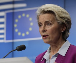 epa10032022 European Commission President Ursula von der Leyen during a press conference at the end of the second day of  EU Summit in Brussels, Belgium, 24 June 2022. The latest developments concerning cost-of-living, raging inflation and energy war waged by Russia are topping the agenda when EU member states leaders meet for a European Council meeting.  EPA/OLIVIER HOSLET