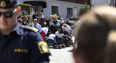 Neonacist ubio ženu na političkom skupu u Švedskoj