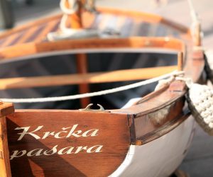 05.06.2013. Rijeka - Na Korzu su predstavljene tradicijske barke u sklopu manifestacije Kvarnerski festival mora - Fiumare.rPhoto: Nel Pavletic/PIXSELL
