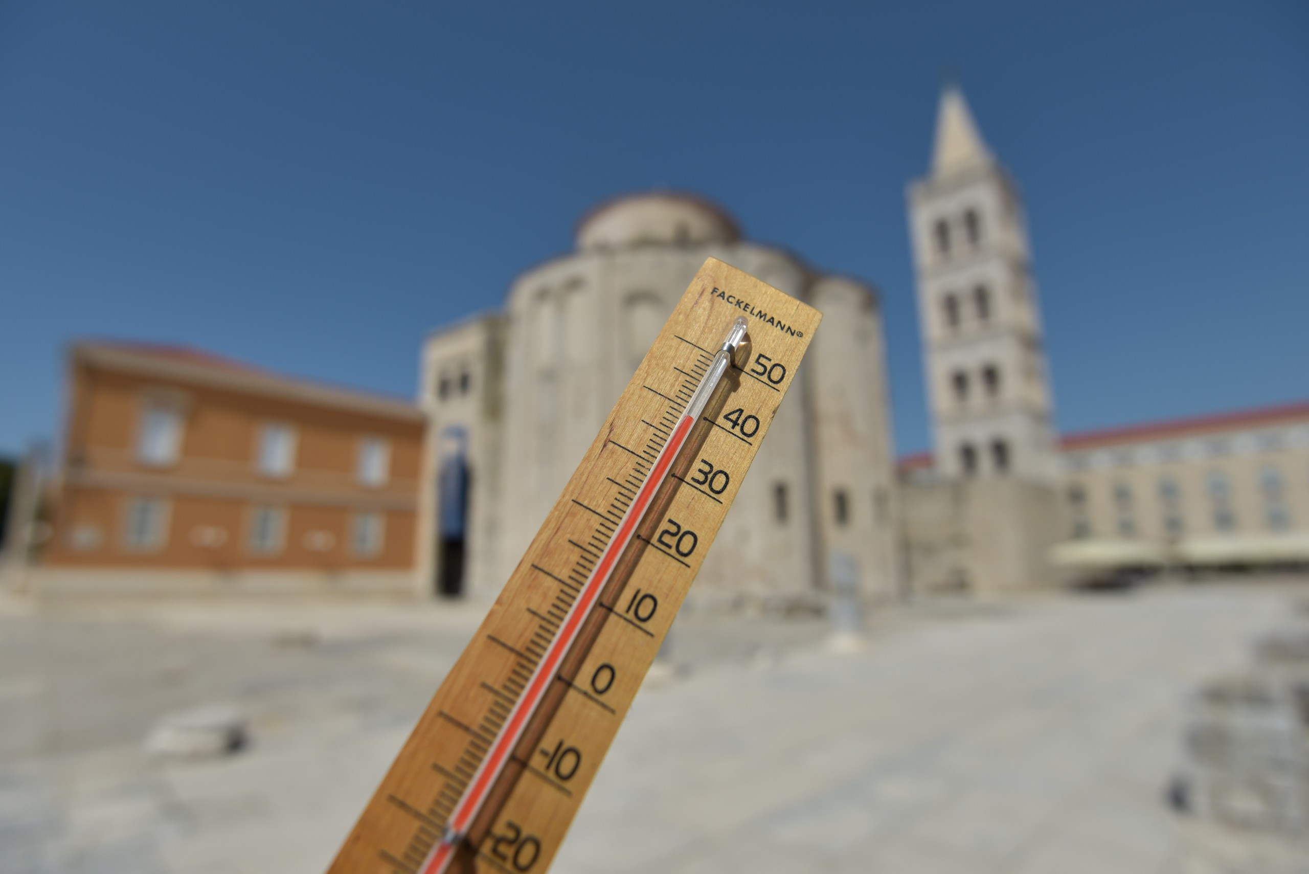12.08.2019., Zadar - Ziva u termometru. Vrucine. rPhoto: Dino Stanin/PIXSELL