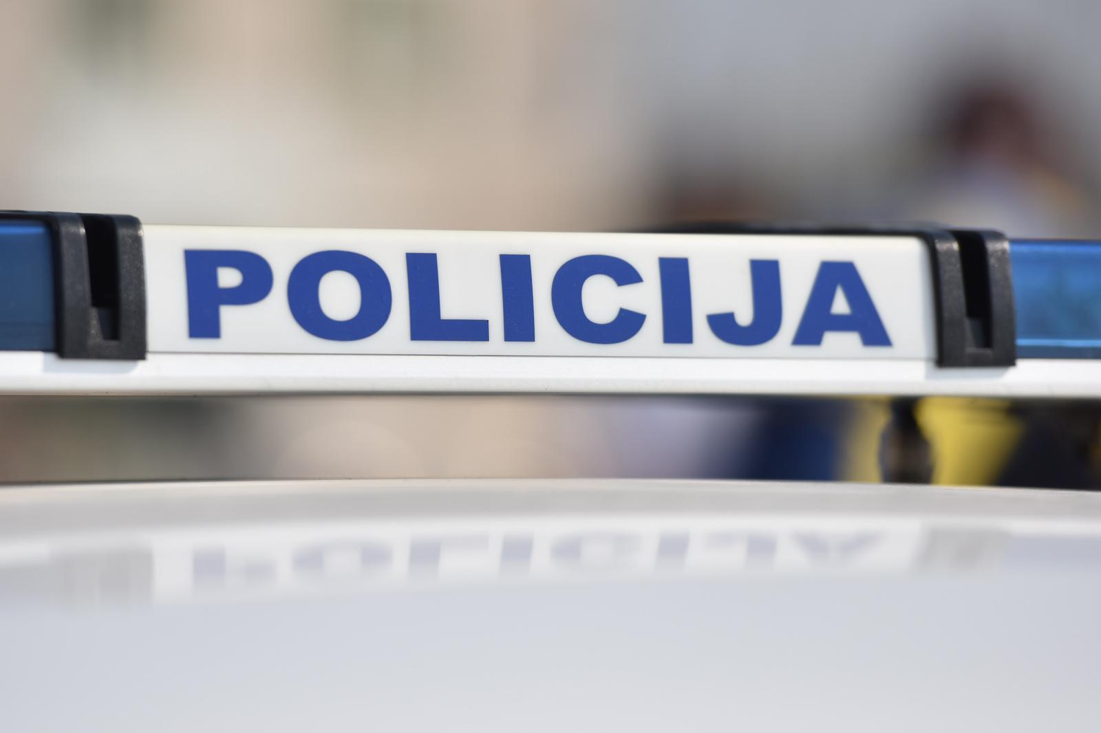 Vozila policije i vatrogasaca 14.10.2018., Vodice - Policija i vatrogascirrPhoto: Hrvoje Jelavic/PIXSELL