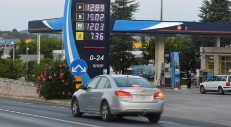 Ovo su nove cijene goriva. Osnovno gorivo pojeftinilo, dok je premium na nekim postajama poskupio