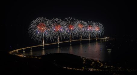 Pogledajte fotografije spektakularnog vatrometa s otvaranja Pelješkog mosta
