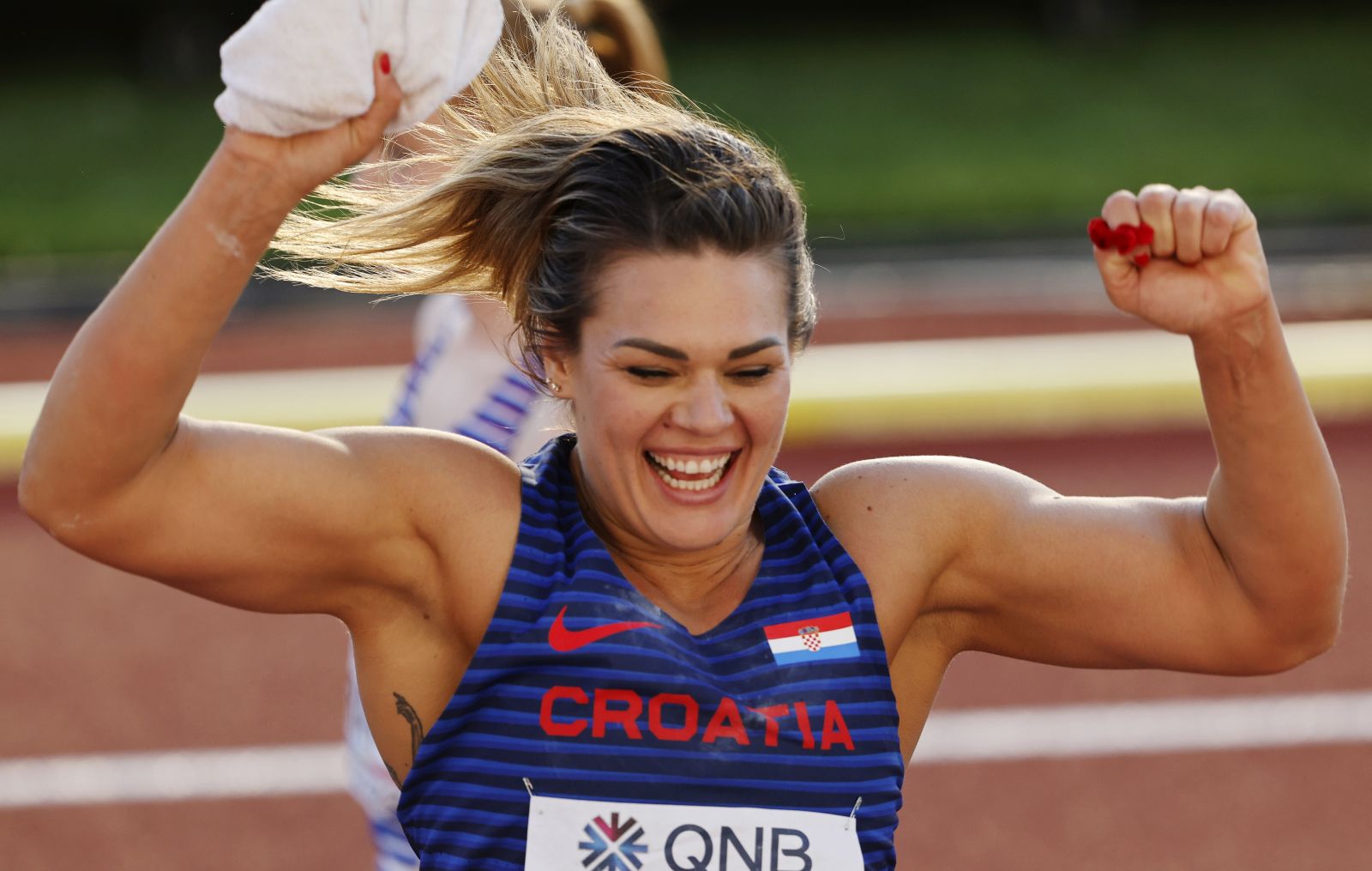 epa10083422 Sandra Perkovic of Croatia, celebrates after winning second place in the women’s Discus Throw final, during the World Athletics Championships Oregon22, at Hayward Field, in Eugene, Oregon, USA, 20 July 2022.  EPA/CJ Gunther