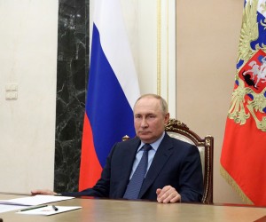 epa10104018 Russian President Vladimir Putin attends a working meeting via teleconference call in Moscow, Russia, 03 August 2022.  EPA/MIKHAIL KLIMENTYEV / KREMLIN POOL / SPUTNIK MANDATORY CREDIT
