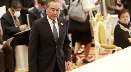 Kineski ministar poručio da je posjet Nancy Pelosy Tajvanu ‘maničan i iracionalan’