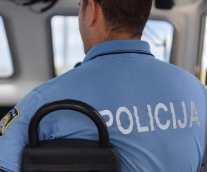 08.07.2022., Zadar - Pomorska policija odrzava red na moru i kaznjava pomorske prijestupnike. Photo: Sime Zelic/PIXSELL