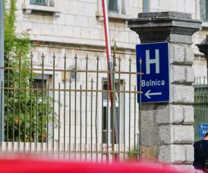 09.08.2022., Zadar - Na podrucju Zadarske zupanije zabiljezena su 72 nova slucaja zaraze koronavirusom. U Opcoj bolnici Zadar hospitalizirano je 30 pacijenata od kojih je troje na respiratoru.  Photo: Sime Zelic/PIXSELL