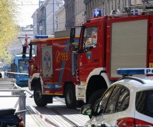 15.04..2022., Zagreb - Zbog curenja plina u Jurisicevoj ulici intervenirali su vatrogasci Photo: Zeljko Hladika/PIXSELL