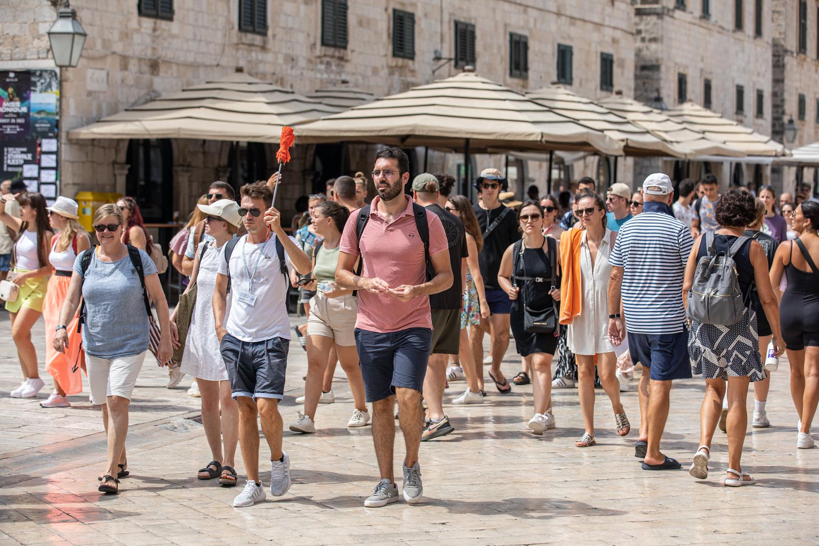27.08.2022., Stara gradska jezgra, Dubrovnik - Turisti u gradu.
 Photo: Grgo Jelavic/PIXSELL