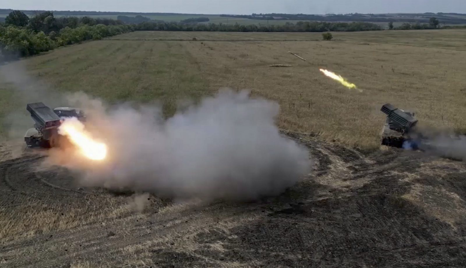 epa10149761 A still image taken from an undated handout video made available by the Russian Defence Ministry press-service on 31 August 2022 shows Russian 'Grad' multiple launch rocket systems firing at an undisclosed location in Ukraine. On 24 February 2022 Russian troops entered the Ukrainian territory in what the Russian president declared a 'Special Military Operation', starting an armed conflict that has provoked destruction and a humanitarian crisis.  EPA/RUSSIAN DEFENCE MINISTRY PRESS SERVICE HANDOUT -- BEST QUALITY AVAILABLE -- MANDATORY CREDIT -- HANDOUT EDITORIAL USE ONLY/NO SALES