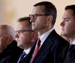 epa10151483 Polish Prime Minister Mateusz Morawiecki (2-R) during the celebration of the 83rd anniversary of the beginning of World War II in Europe, in Wielun, Poland, 01 September 2022. Wielun was heavily bombed by the Luftwaffe on 01 September 1939 during Nazi Germany’s invasion of Poland. The Bombing of Wielun is considered to be the first World War II bombing in Europe. It killed at least 127 civilians, injured hundreds more and destroyed the majority of the town.  EPA/TOMASZ WIKTOR POLAND OUT
