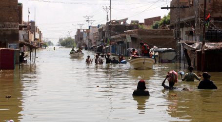 U novim poplavama u južnom Pakistanu poginulo više od 50 ljudi