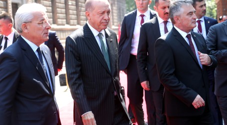 Erdogan iz Sarajeva zaprijetio Grčkoj: “Ako imaju pretenzije prema nama, izgubit ćemo strpljenje”