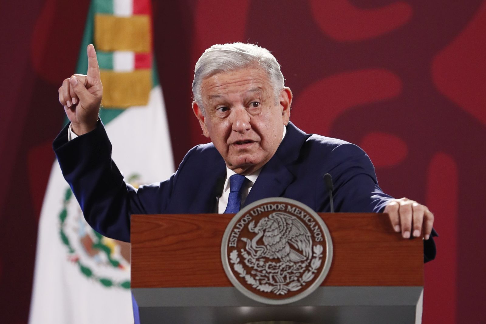 epa10181621 The President of Mexico Andres Manuel Lopez Obrador participates during his morning conference, at the National Palace, in Mexico City, Mexico 13 September 2022. Lopez Obrador spoke about the meeting he held 12 September with the US Secretary of State, Antony Blinken and the US Secretary of Commerce Gina Raimondo.  EPA/Jose Mendez