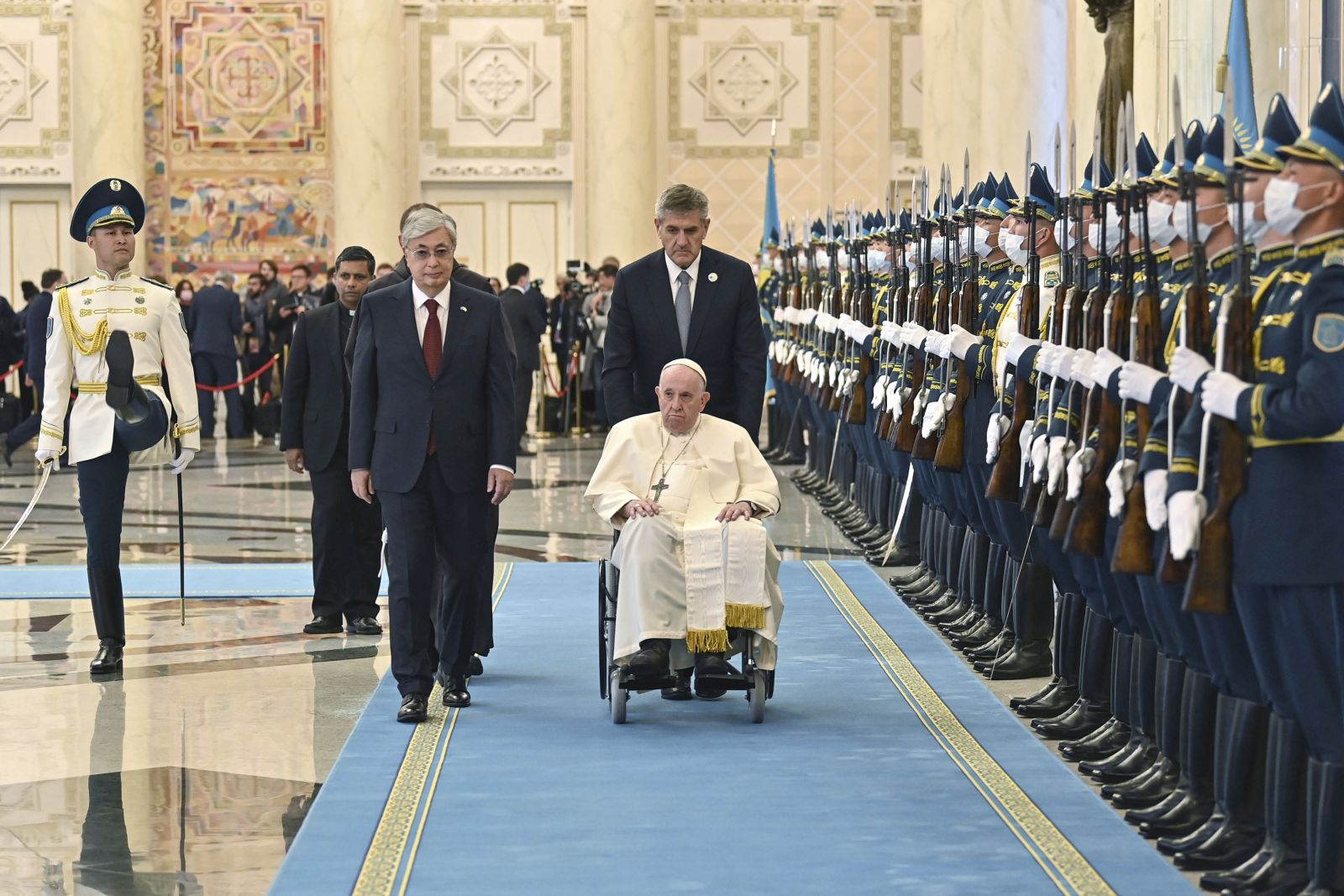 epa10181973 A handout photo made available by Kazakhstan President press-service shows Pope Francis (C) during the welcome ceremony with Kazakh President Kassym-Jomart Tokayev (2nd-L) at the Presidential Palace in Nur-Sultan, Kazakhstan, 13 September 2022. The Pope is planned to meet with President Tokayev and hold a meeting with participants in the VII Congress of Leaders of World and Traditional Religions.  EPA/KAZAKHSTAN PRESIDENT PRESS SERVICE/HANDOUT HANDOUT  HANDOUT EDITORIAL USE ONLY/NO SALES