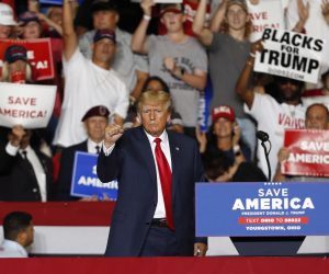 epa10190823 Former US President Donald Trump gestures during a Save America rally at the Covelli Centre in Youngstown, Ohio, USA, 17 September 2022.  EPA/DAVID MAXWELL